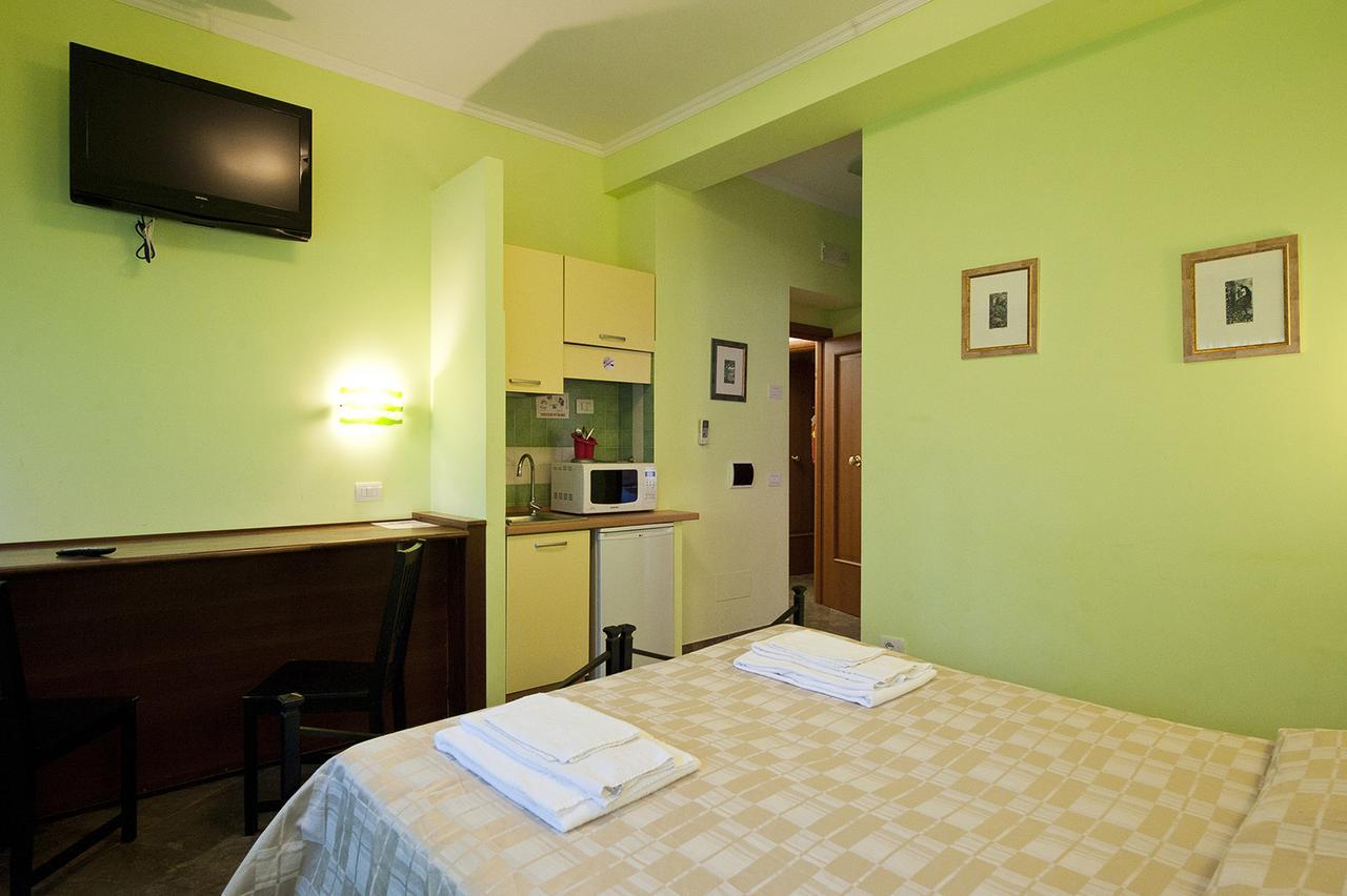 La Porta 3* Rome